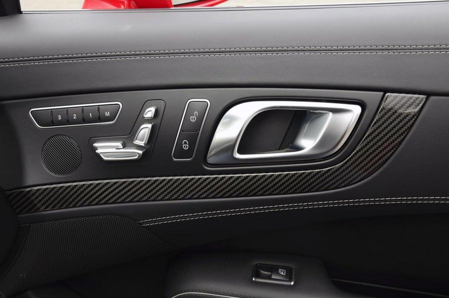  Mercedes-Benz SL63 AMG 2013 года  (фото 10 из 84)